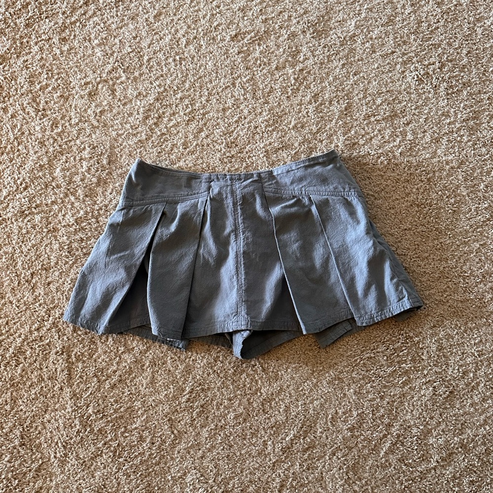 Free People Pleated Mini Skort aso as seen on Taylor swift - Picture 6 of 9